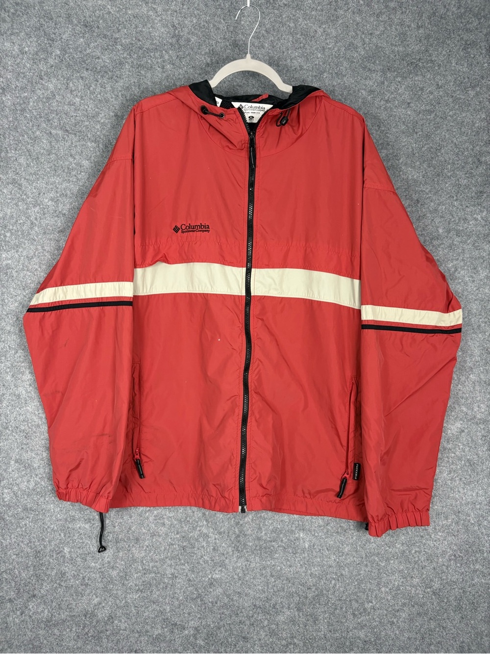 Vintage Columbia Men’s XL Packable Red Orange Windbreaker Jacket